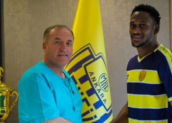 Ankaragücü, Renaldo Cephas ile 4 yıllık sözleşme imzaladı