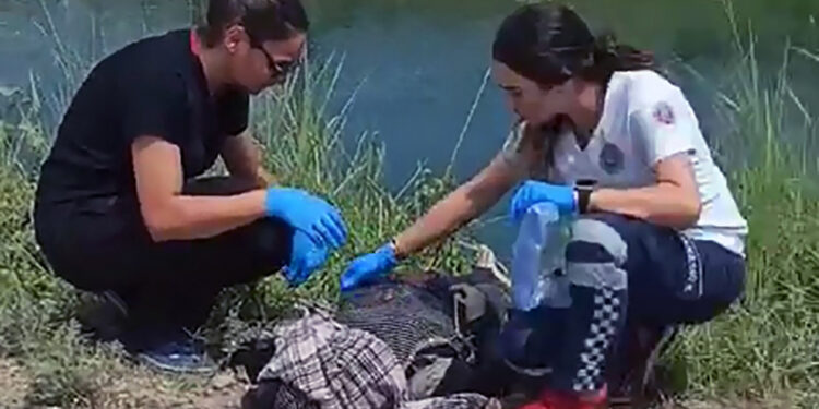 Ayaklarını yıkarken sulama kanalına düşen çocuk, öldü