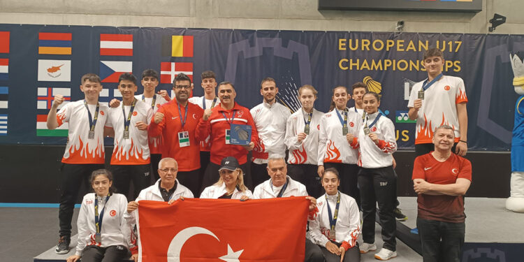 Badminton Milli Takımı Avrupa 2'ncisi oldu