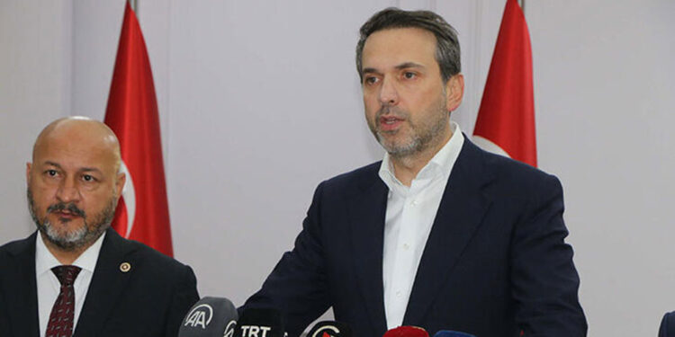 Bakan Bayraktar, Irak Petrol Bakanı ile bir araya geldi