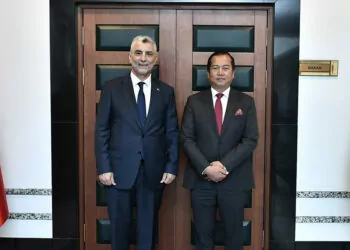 Bakan bolat, endonezya büyükelçisi iqbal ile görüştü
