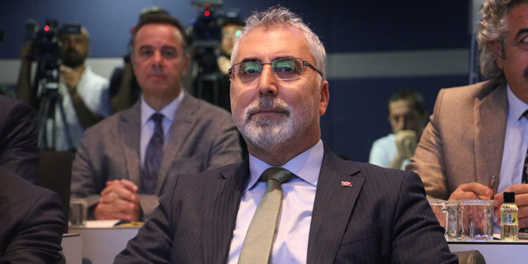 Bakan Işıkhan: İkinci çeyreği büyümeyle kapatacağız