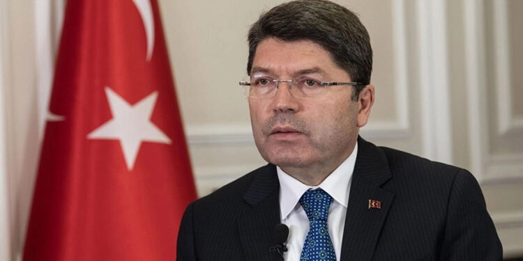 Bakan Tunç'tan AİHM'deki terör propagandasına tepki