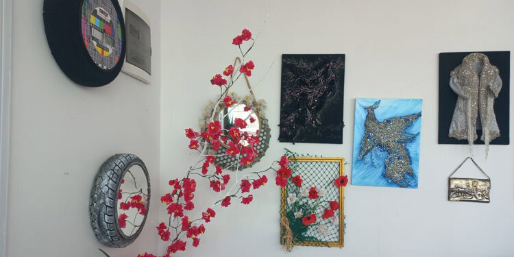 Beyoğlu'nda atık malzemeler geri dönüşüme kazandırılıyor