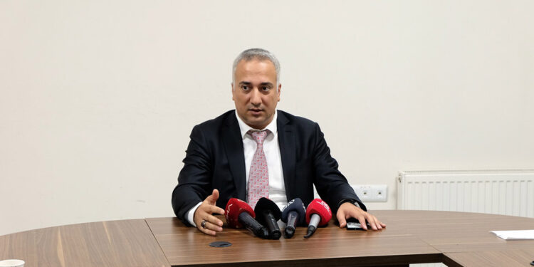 Bingöl'de 6 sağlık merkezine acil yıkım kararı verildi