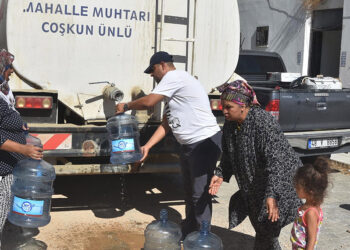 Bodrum'da su sorunu sürüyor, mahalleli çözüm bekliyor