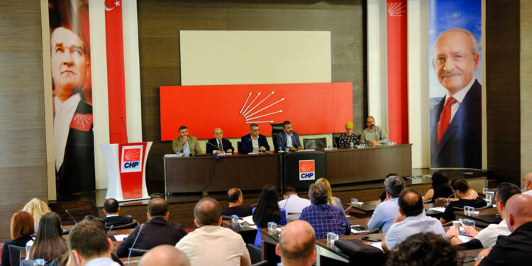 CHP'de 'Yerel Yönetimler Medya Çalıştayı' düzenlendi