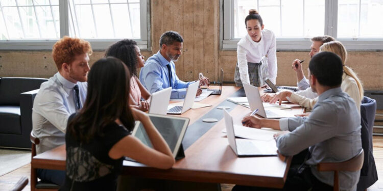 Çalışanlar iş yerindeki ayrımcılıktan şikayetçi