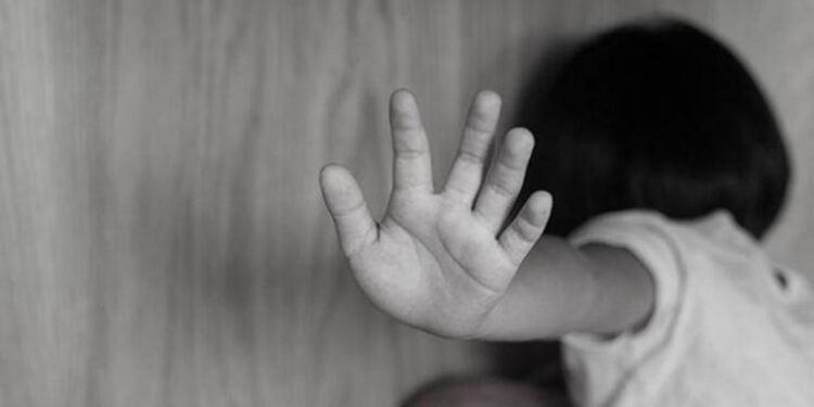 Çocuk istismarlarından siyasiler sorumludur