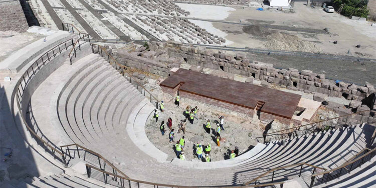 Antik Roma Tiyatrosu ve Arkeopark alanı yeniden canlanıyor