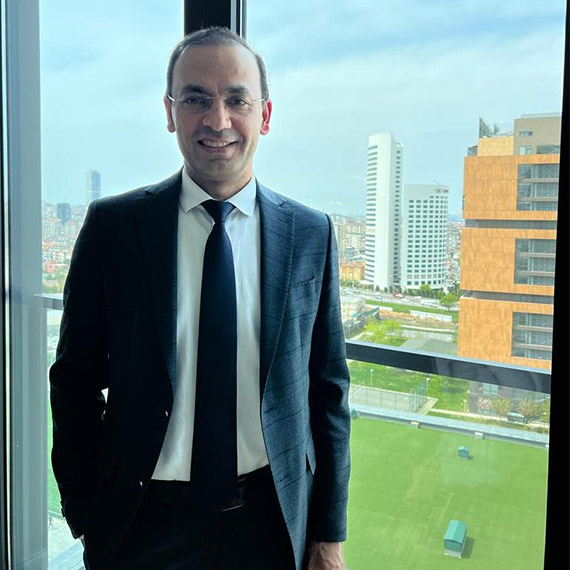 Kulak Burun Boğaz Hastalıkları Uzmanı Prof. Dr. Yavuz Selim Yıldırım dil kanserine neden olan etkenler hakkında önemli bilgiler verdi.