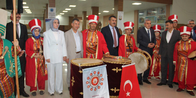 Deprem bölgesinde eğitim öğretim sorunsuz başlayacak