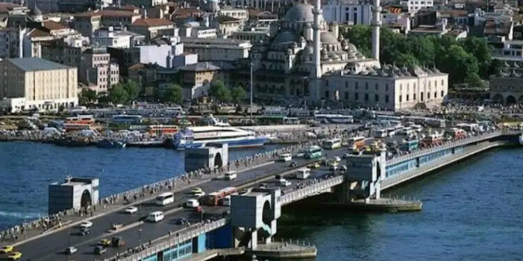 Galata Köprüsü'nde 40 gün sürecek çalışma