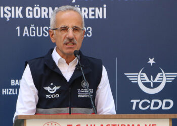Gaziantep-Adana arası yolculuk süresi 1,5 saate düşecek