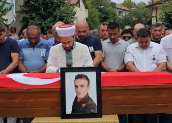 Göçükte ölen madenci, toprağa verildi