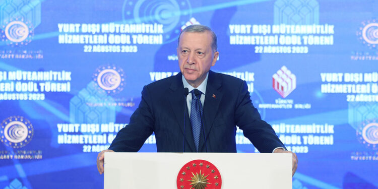 Hayat pahalılığını çözmek için yoğun gayret gösteriyoruz