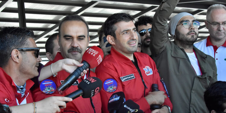 Her yıl bir kez daha dünya rekorlarına imza atıyoruz