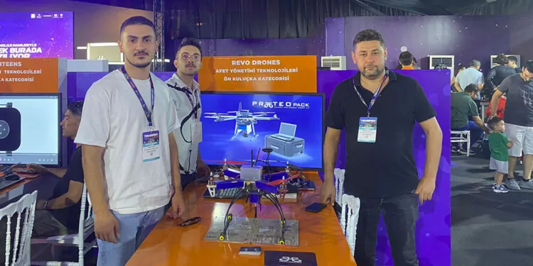 Arama-kurtarma dronu ‘proteo pack’ teknofest'te ilgi gördü