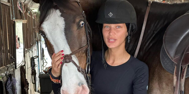 İsrailli Bakan: İsrail düşmanı Bella Hadid