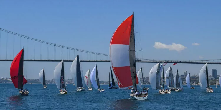 İstanbul boğazı’nda ‘i̇stmarin kupası’ yat yarışı düzenlenecek