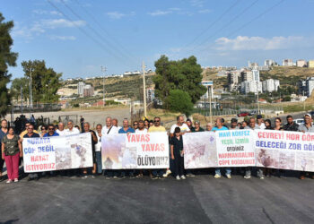 İzmir'de 'çöp tesisi' eylemi