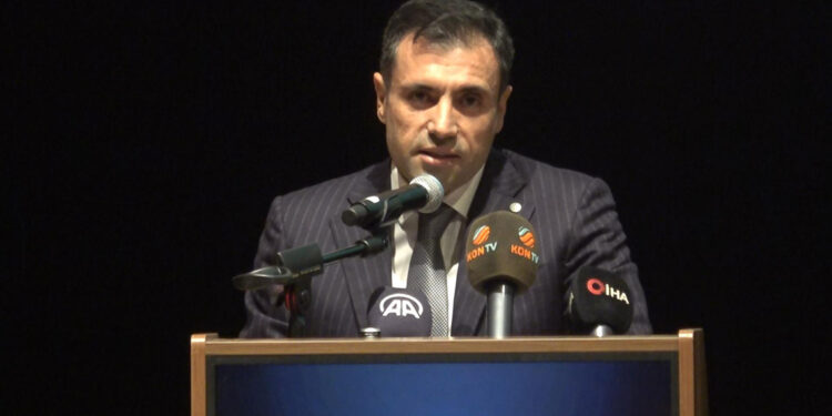 Konyaspor'da Fatih Özgökçen yeniden başkan seçildi