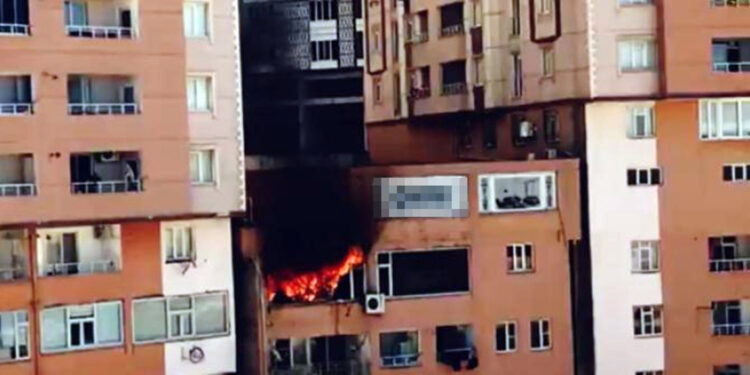 Kuruyemiş dükkanında çıkan yangın, söndürüldü