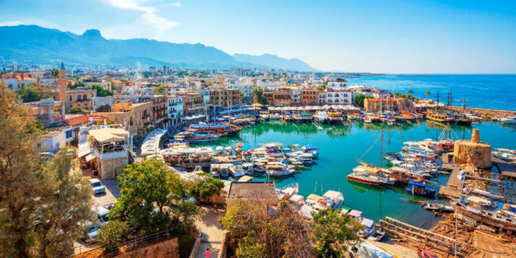 Kuzey Kıbrıs'ta emlak piyasası her geçen gün canlanıyor