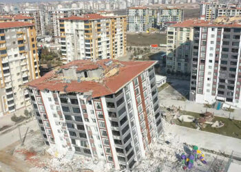 Malatya'da ağır hasarlı binalar, patlatılarak yıkılacak