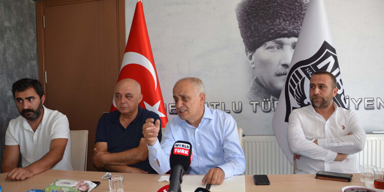 Nazilli Belediyespor Başkanı: Transferde geç kaldık