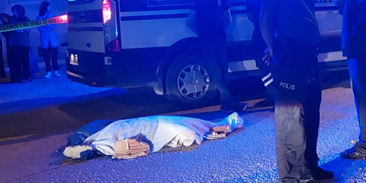 Otomobilin çarptığı bedensel engelli, öldü