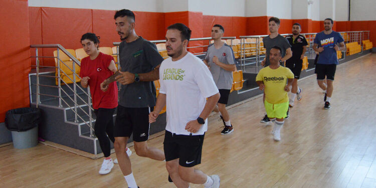 Para Badminton Milli Takımı'nın Avrupa hazırlığı