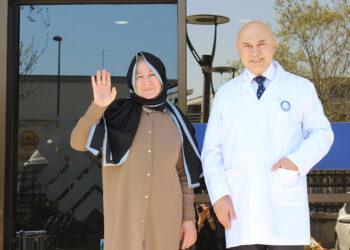 Parkinson'u beyin pili ameliyatıyla yendi