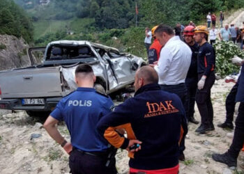 Rize'de dereye uçan kamyonetteki yaşlı kadın öldü