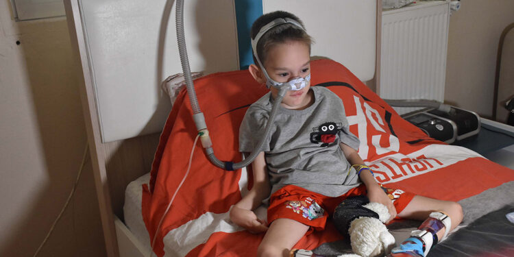 SMA'lı Doruk paylaşımlarıyla destek istiyor