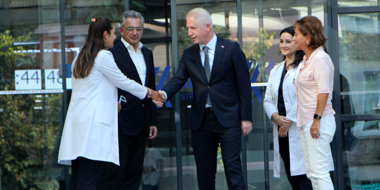 Sabancı çiftini ziyaret eden Vali Gül, açıklama yaptı