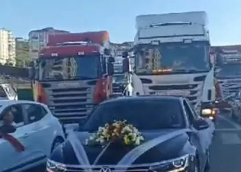 Samsun'da, 10 tir'lı düğün konvoyu