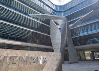 Siemens yılın üçüncü çeyreğinde büyüme rakamlarını açıkladı