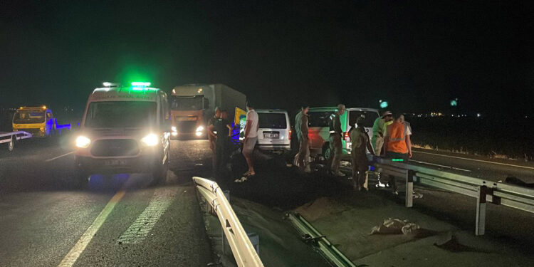 Siverek'te zincirleme kaza: 3 ölü, 7 yaralı