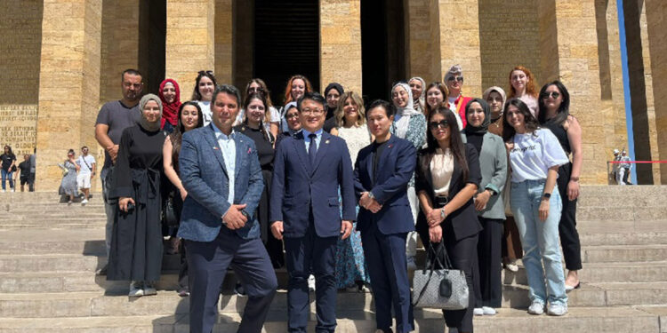 Türkiye-Kore Dayanışma Platformu üyeleri Ankara’da