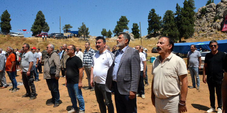 Yazıcıoğlu ile arkadaşları Keş Dağı'nda anıldı