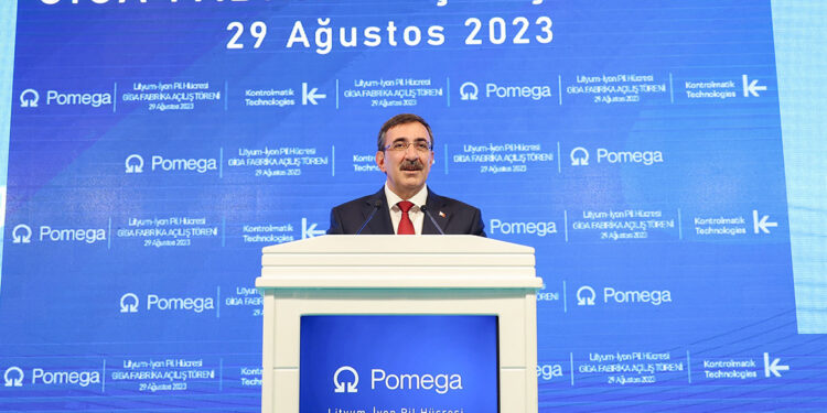 Yerli ve milli üretimi artırmamız gerekiyor