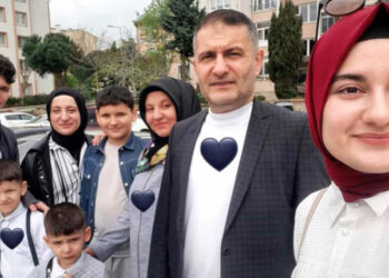 Yozgat'taki otobüs kazasında ölen aile toprağa verildi
