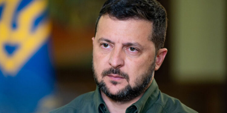 Zelesnki'den seçim açıklaması