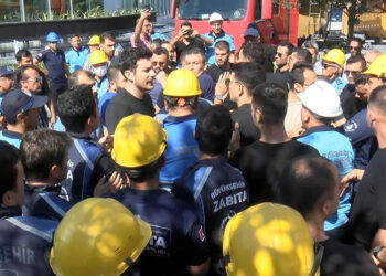 Zeytinburnu'nda yıkım sırasında arbede