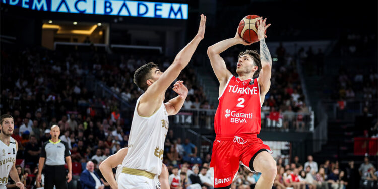 Milli Takım Olimpiyat Ön Eleme Turnuvası'nda 2'de 2 yaptı