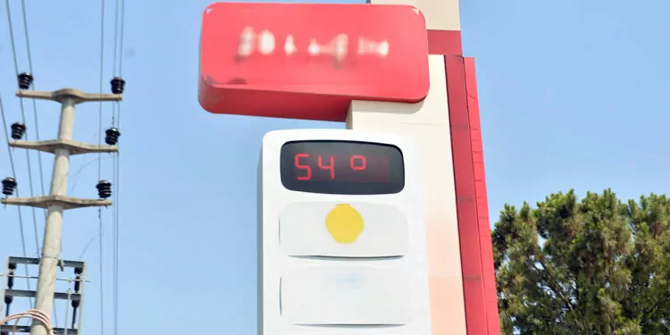 Adana'da termometreler 54 dereceyi gösterdi