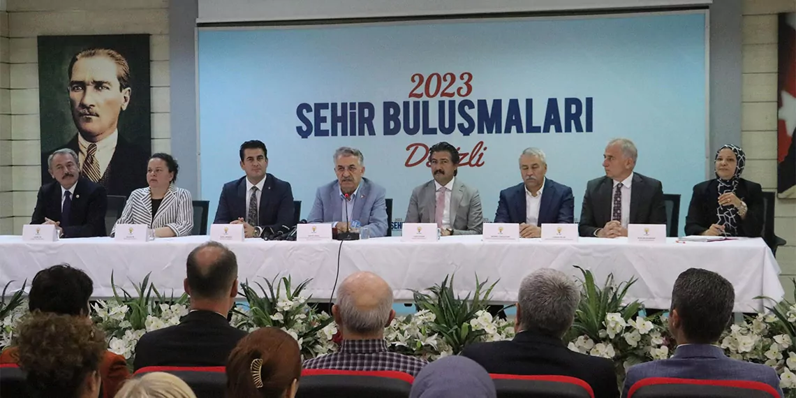 Ak parti genel başkan yardımcısı hayati yazıcı, “i̇nşallah türkiye'nin bugün yaşamakta olduğu enflasyon olarak dinlediğimiz hayat pahalılığından kaynaklanan sorunları da ilgili arkadaşlarımızın açıkladığı program çerçevesinde türkiye'nin gündeminden çıkartacağız, hedefimiz bu" dedi.