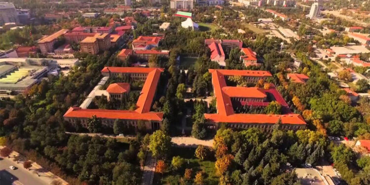 Ağaç müzesi ziyaretçilerin ilgi odağı oldu