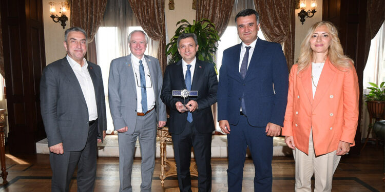 Antalya dünyanın en büyük küresel uzay etkinliğine aday